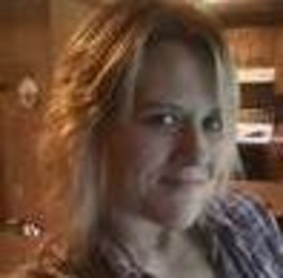 Meet your Posher, Pam - Picture 1 of 1